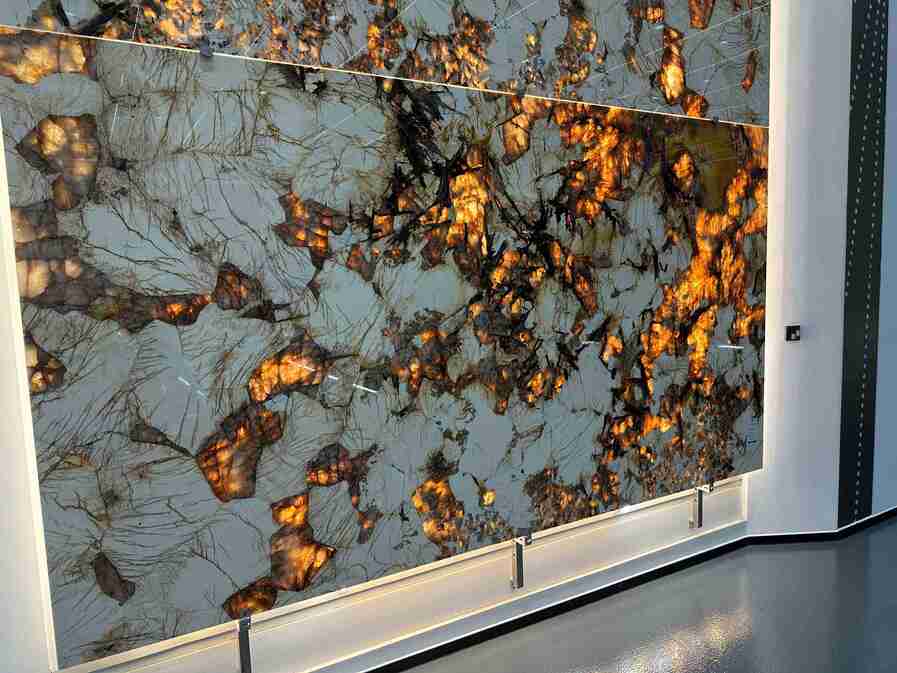 Кварцит Patagonia Gold Extra фото 1 Кварцит Патагония Голд Экстра фото 1
