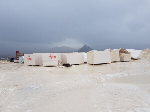 foto-4-karjer-bloki Известняк Bianco Visio Limestone от поставщика Стоко фото №4 из галереи