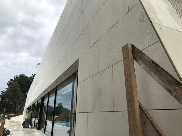 foto-8-fasad-detal Известняк Bianco Visio Limestone от поставщика Стоко фото №8 из галереи